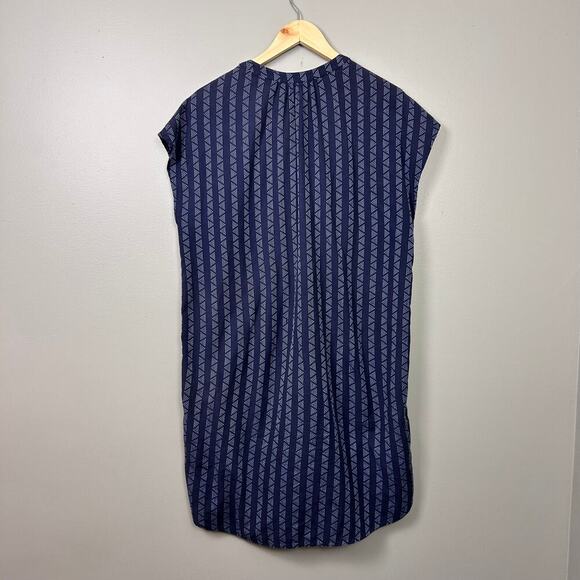 Roller Rabbit Erica Wilson Natori Blue Embroidered Boho Shift Tunic Dress Medium - Picture 6 of 7